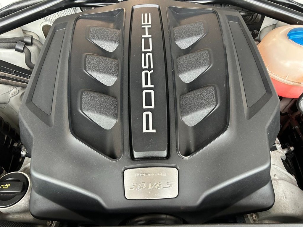 Used Porsche Macan 2014 for sale - 78044125: Photo 21