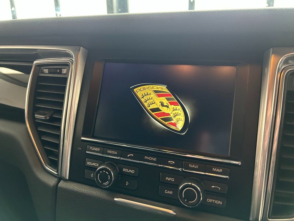 Used Porsche Macan 2014 for sale - 78044125: Photo 30