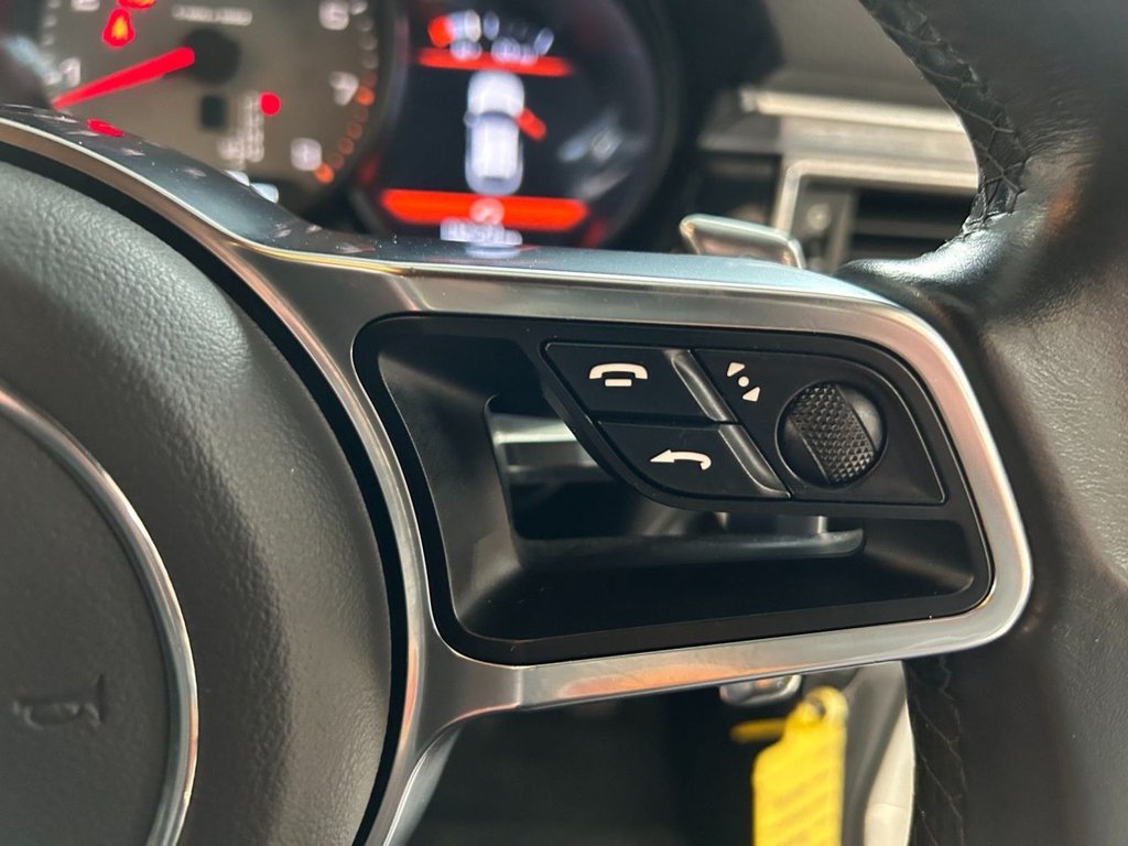 Used Porsche Macan 2014 for sale - 78044125: Photo 35