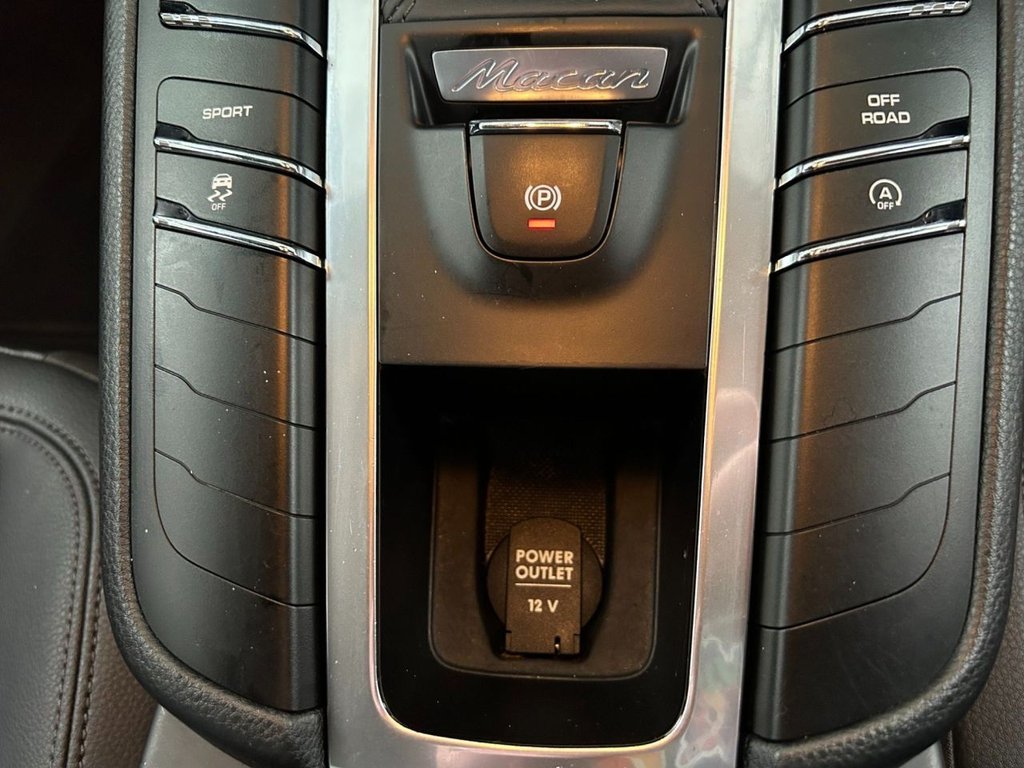 Used Porsche Macan 2014 for sale - 78044125: Photo 37