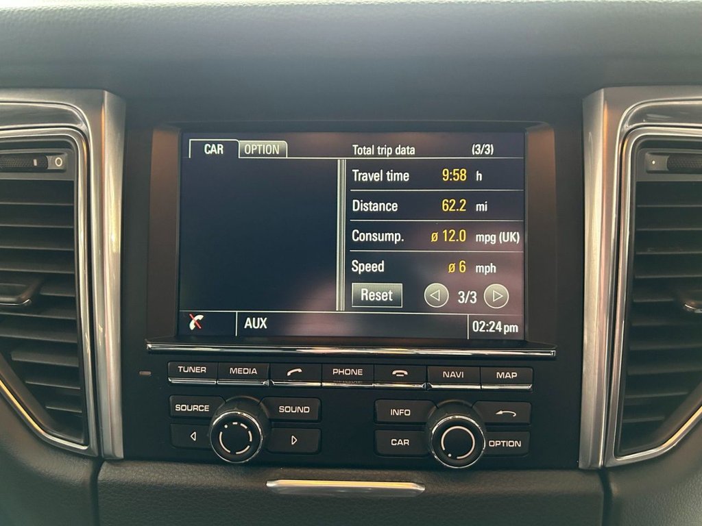 Used Porsche Macan 2014 for sale - 78044125: Photo 42