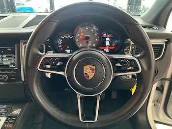 Used Porsche Macan 2014 for sale - 78044125: Photo