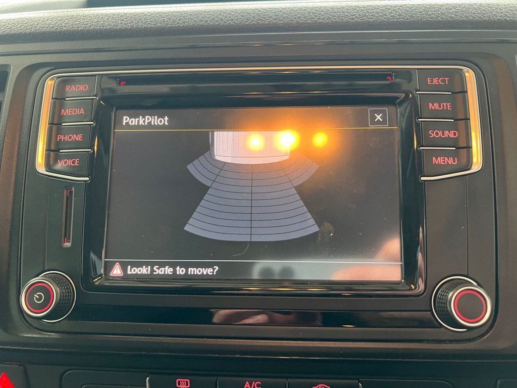 Used Volkswagen Transporter 2016 for sale - 76740314: Photo 32