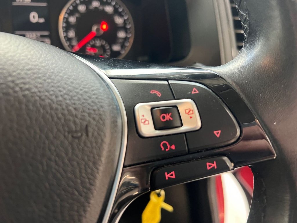 Used Volkswagen Transporter 2016 for sale - 76740314: Photo 47