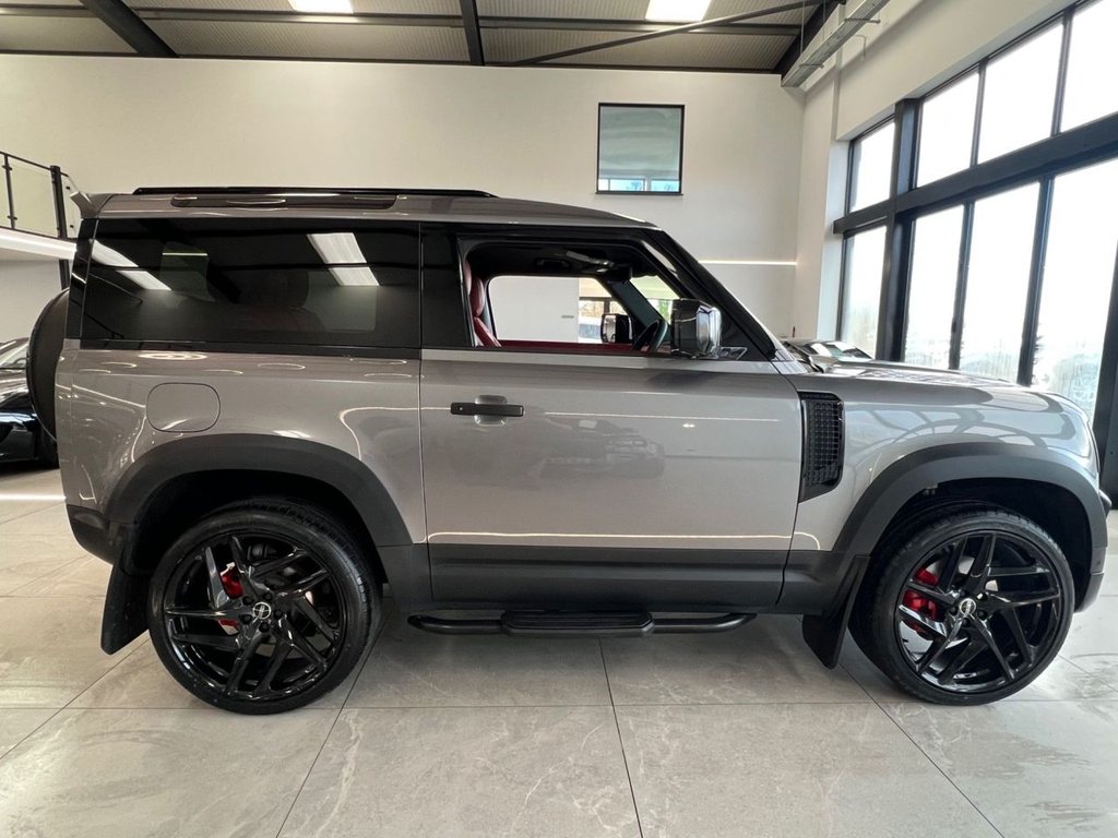 Used Land Rover Defender 2021 for sale - 77227569: Photo 2