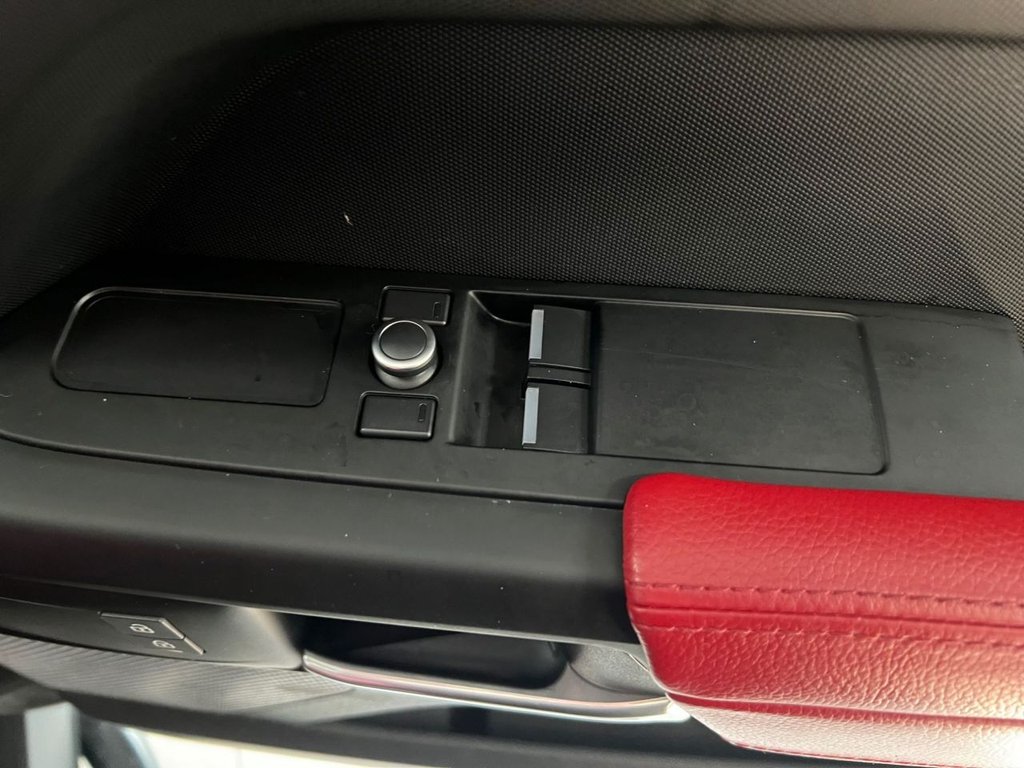 Used Land Rover Defender 2021 for sale - 77227569: Photo 29