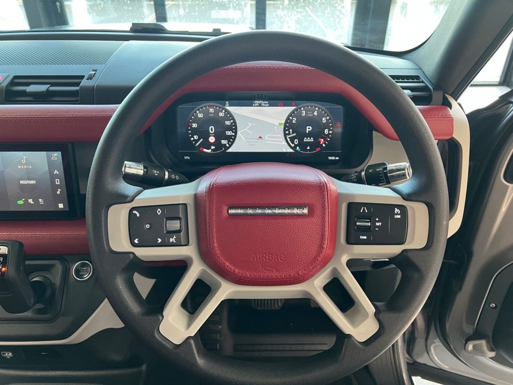 Used Land Rover Defender 2021 for sale - 77227569: Photo 4