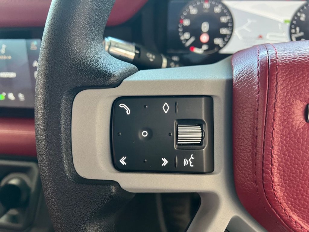 Used Land Rover Defender 2021 for sale - 77227569: Photo 43