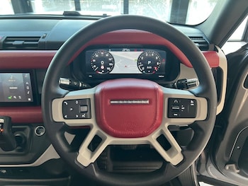 Used Land Rover Defender 2021 for sale - 77227569: Photo