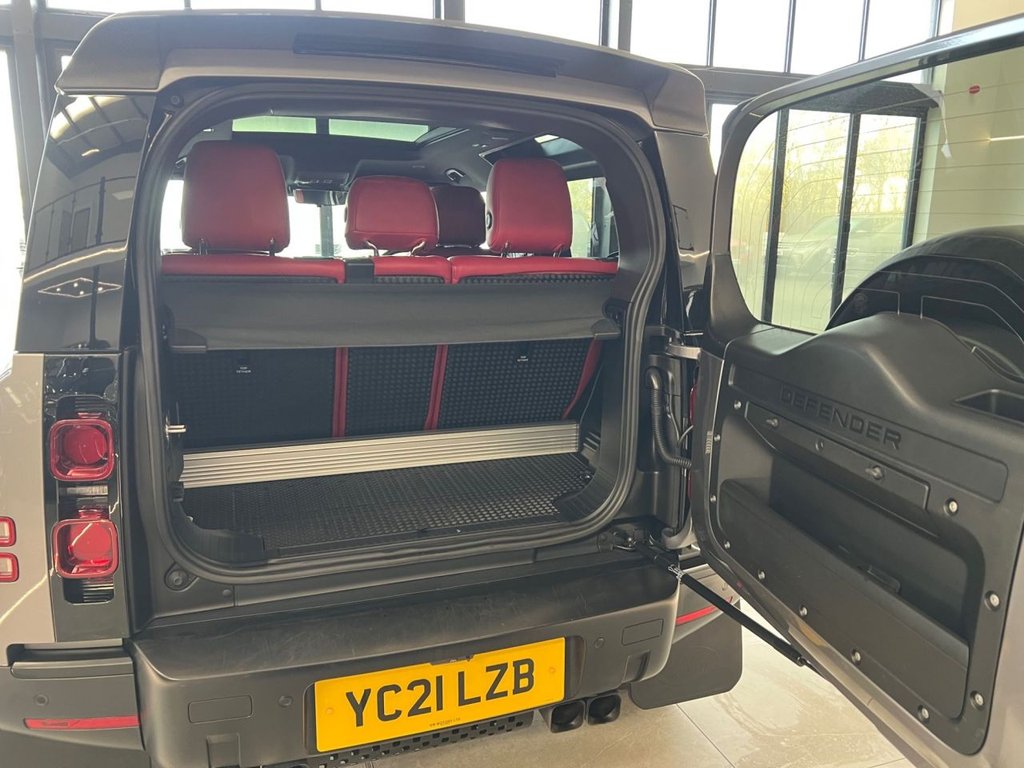 Used Land Rover Defender 2021 for sale - 77227569: Photo 5