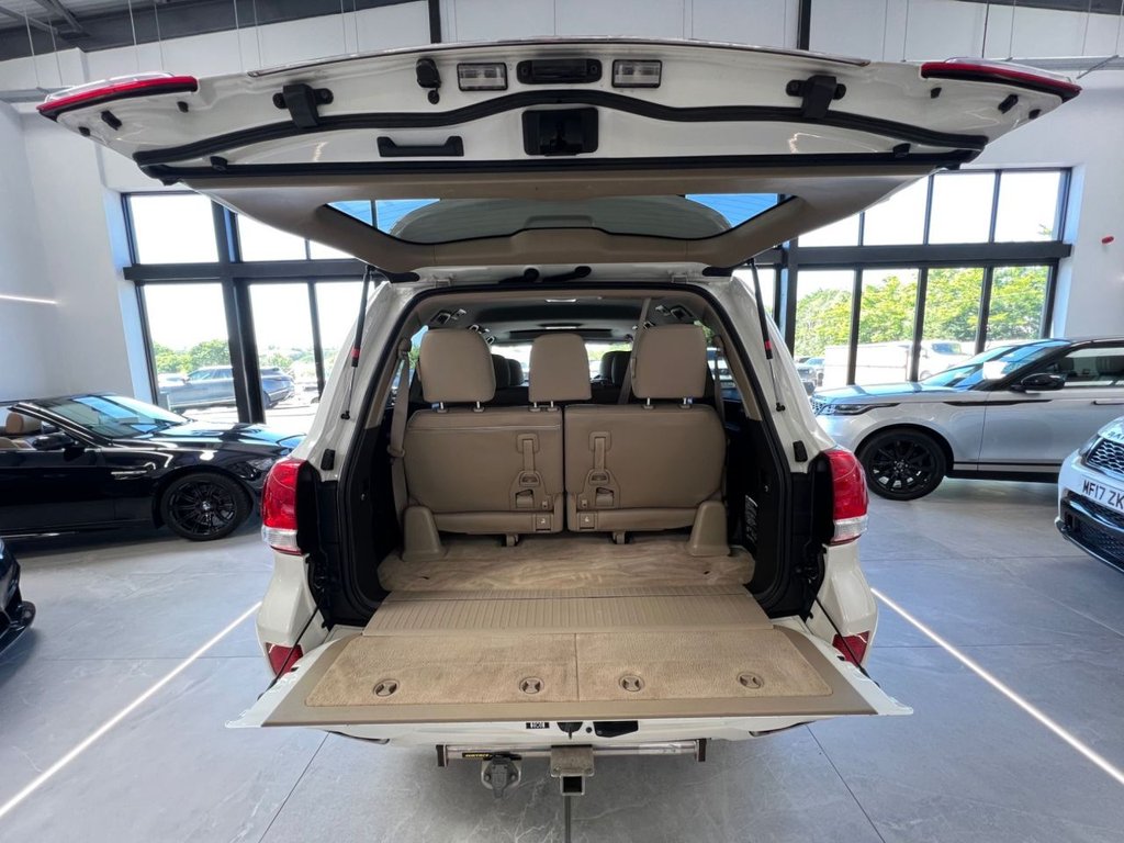 Used Toyota Land Cruiser 2022 for sale - 77669072: Photo 14