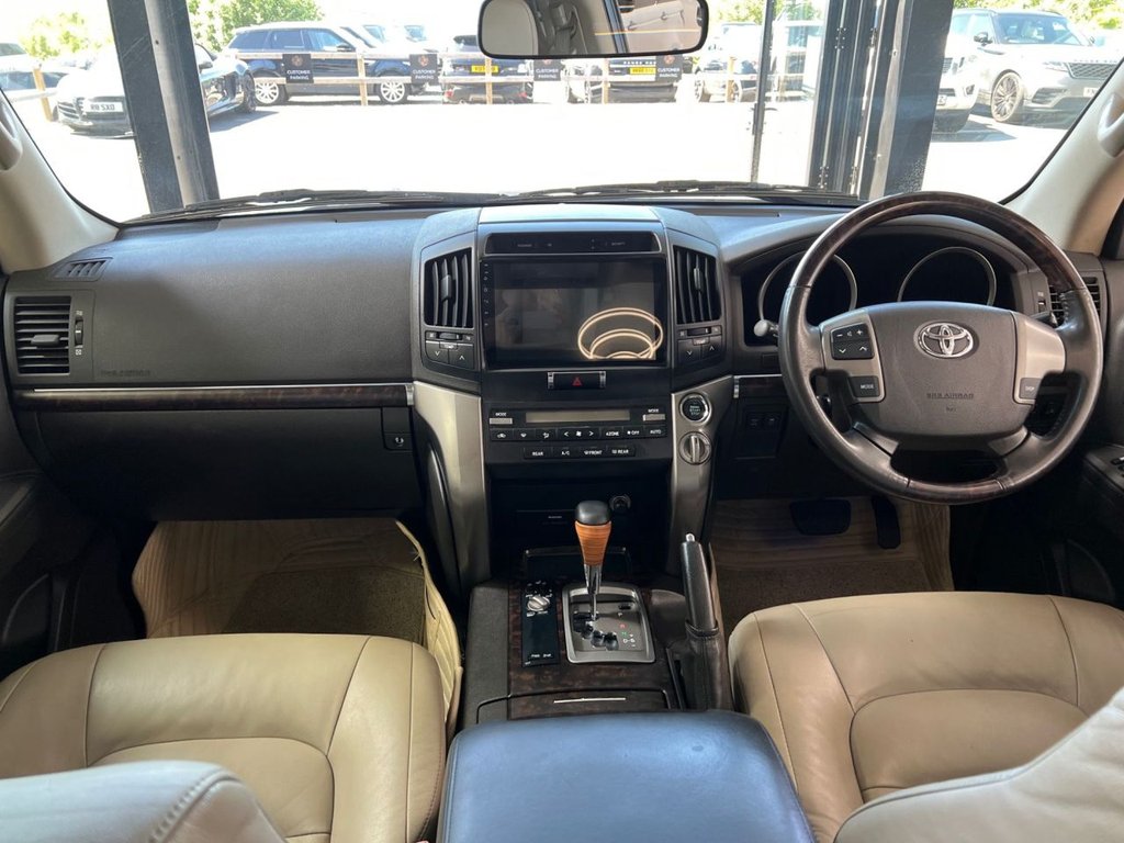 Used Toyota Land Cruiser 2022 for sale - 77669072: Photo 50