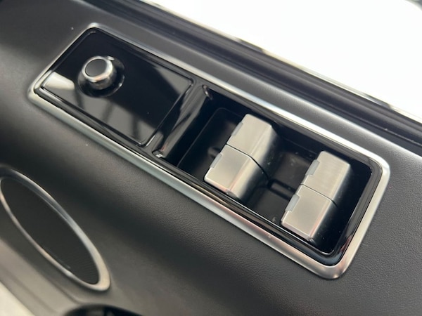 Used Land Rover Range Rover Sport 2018 for sale - 76291084: Photo 32