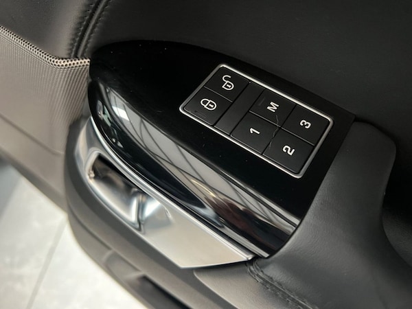 Used Land Rover Range Rover Sport 2018 for sale - 76291084: Photo 33