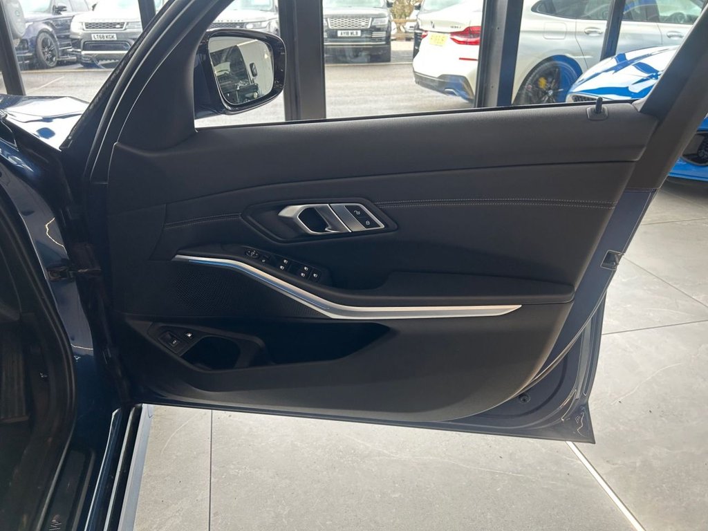 Used BMW 3 Series 2021 for sale - 77608901: Photo 25