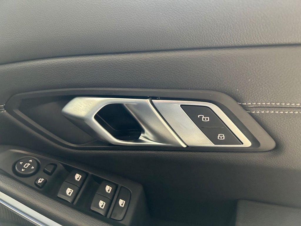 Used BMW 3 Series 2021 for sale - 77608901: Photo 28