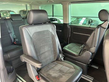 Used Volkswagen Caravelle 2016 for sale - 79178019: Photo
