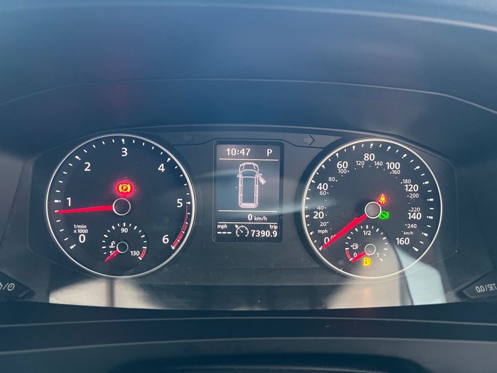 Used Volkswagen Transporter 2017 for sale - 76698526: Photo 32