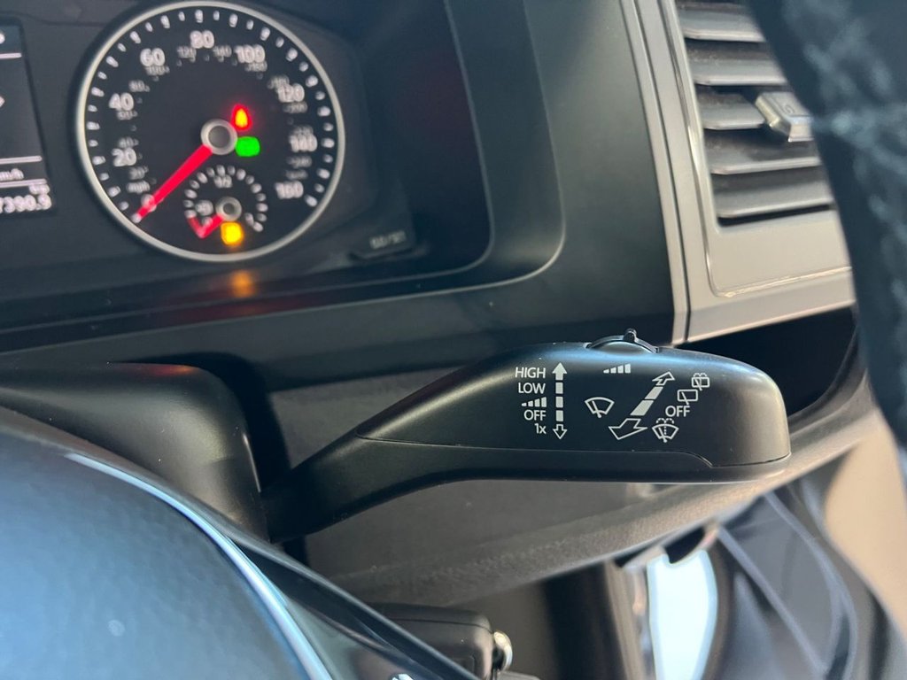 Used Volkswagen Transporter 2017 for sale - 76698526: Photo 37