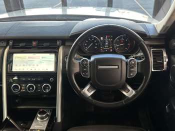 Used Land Rover Discovery 2017 for sale - 74040157: Photo
