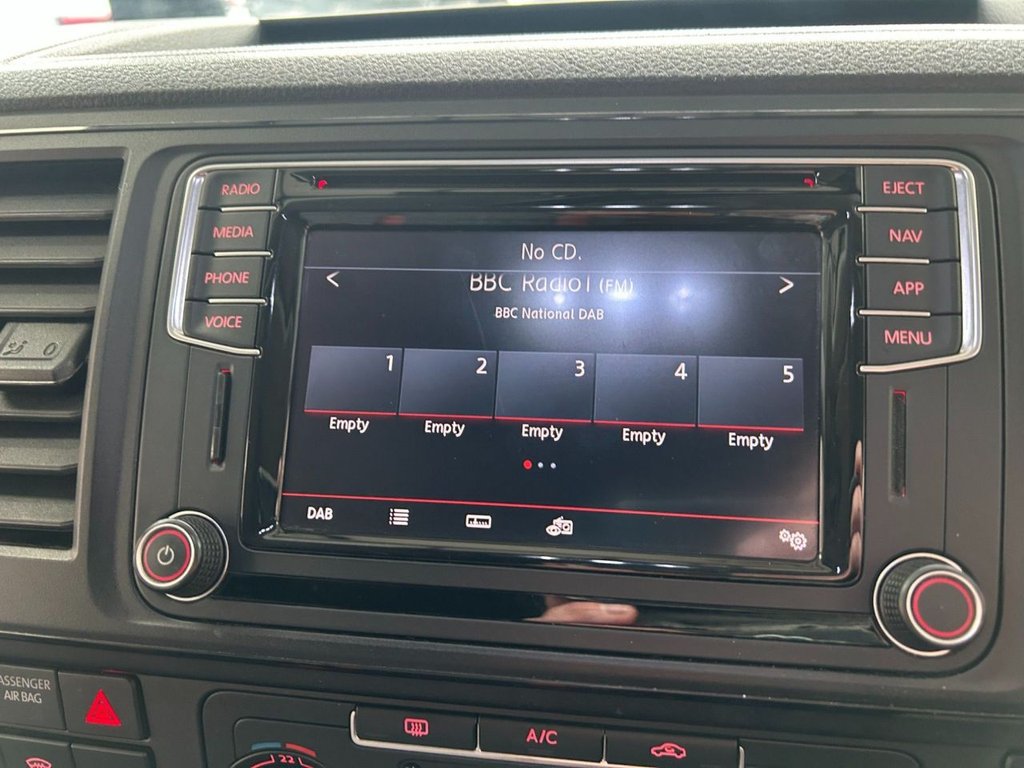 Used Volkswagen Transporter 2017 for sale - 78180734: Photo 44