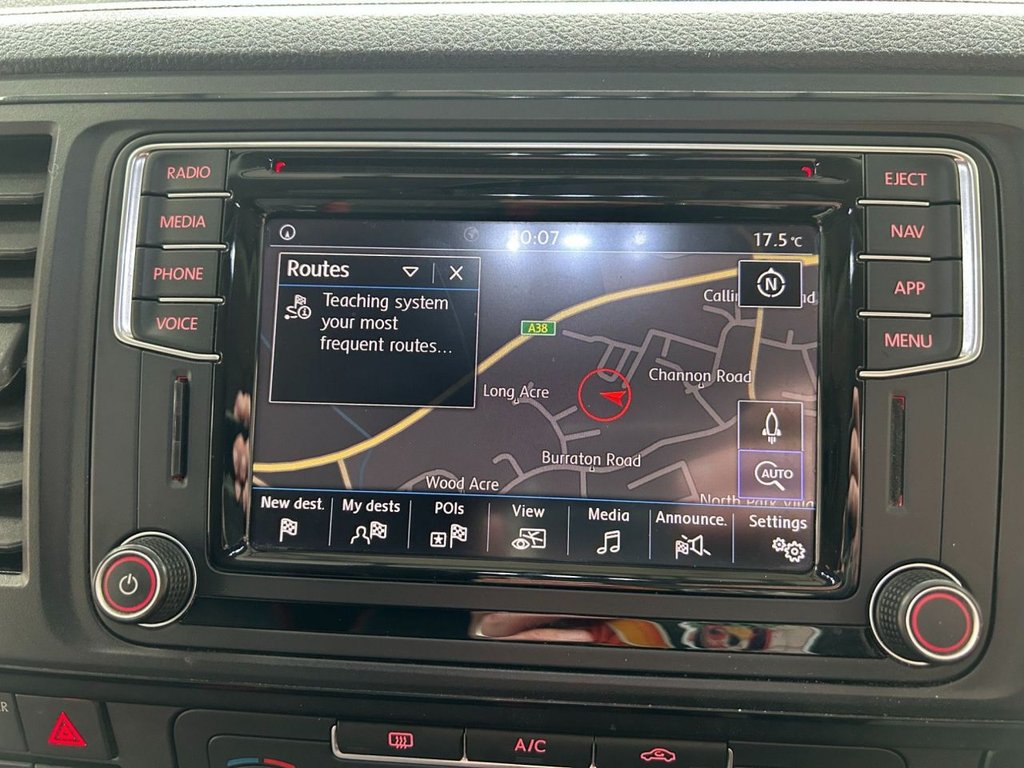 Used Volkswagen Transporter 2017 for sale - 78180734: Photo 46