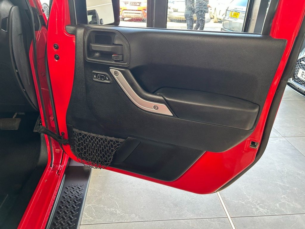 Used Jeep Wrangler 2015 for sale - 78016795: Photo 40