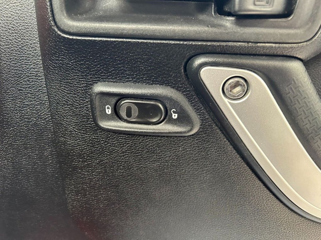 Used Jeep Wrangler 2015 for sale - 78016795: Photo 41