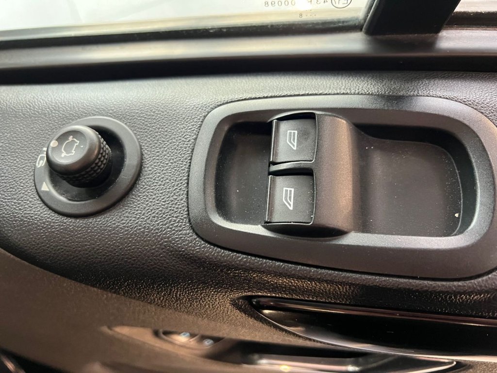 Used Ford Transit Custom 2018 for sale - 76632057: Photo 27