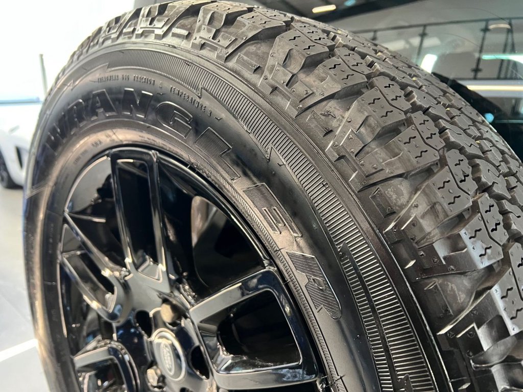 Used Land Rover Defender 2021 for sale - 78145473: Photo 27