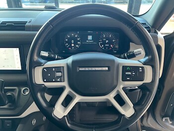 Used Land Rover Defender 2021 for sale - 78145473: Photo