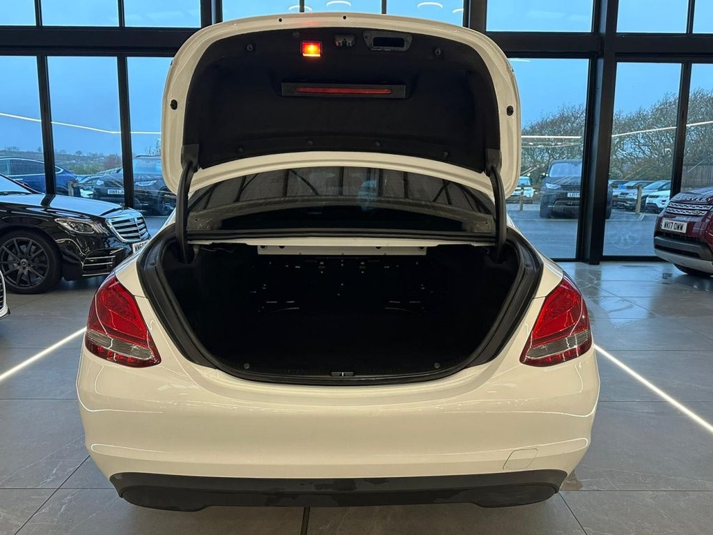 Used Mercedes-Benz C Class 2016 for sale - 76711411: Photo 5