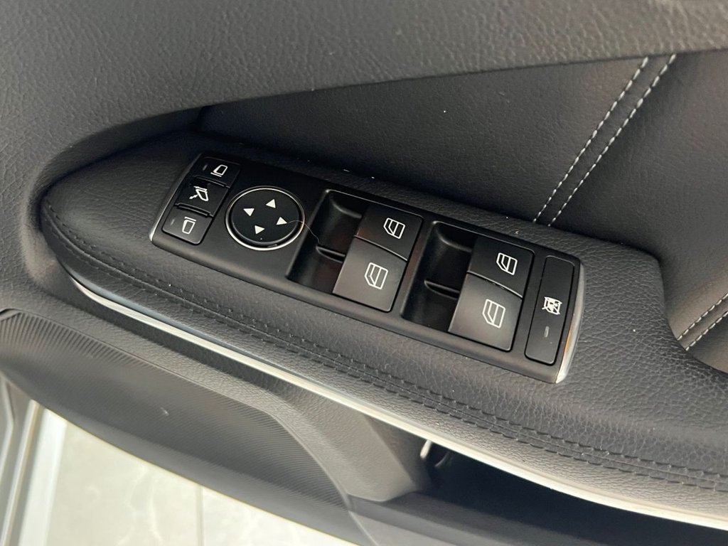 Used Mercedes-Benz E Class 2013 for sale - 78134284: Photo 28