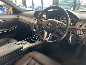 Used Mercedes-Benz E Class 2013 for sale - 78134284: Photo