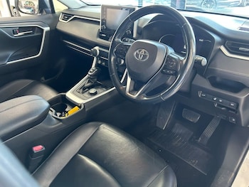 Used Toyota RAV4 2019 for sale - 79506382: Photo