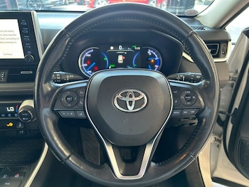 Used Toyota RAV4 2019 for sale - 79506382: Photo