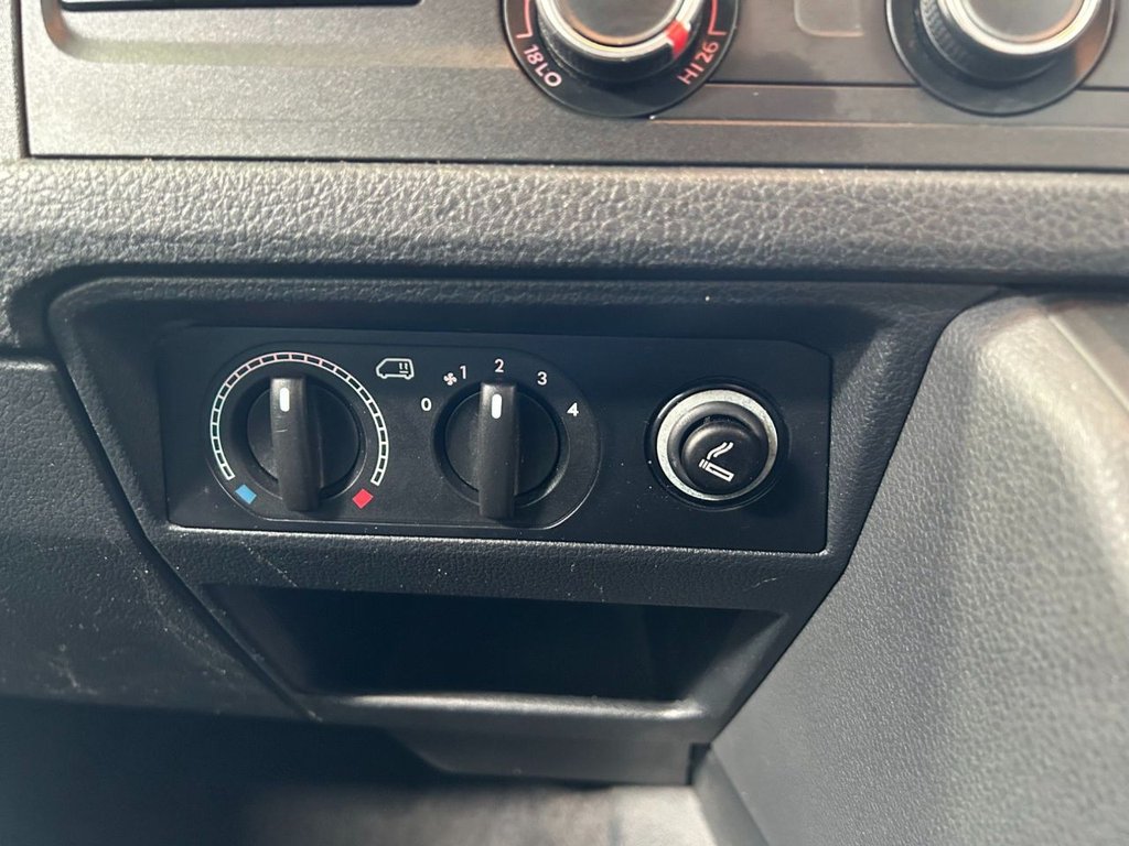 Used Volkswagen California 2016 for sale - 77748067: Photo 43