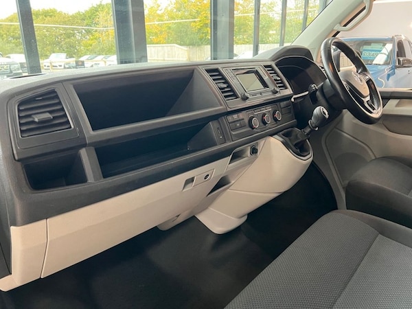 Used Volkswagen Transporter 2015 for sale - 76256354: Photo 38