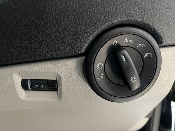 Used Volkswagen Transporter 2015 for sale - 76256354: Photo 46