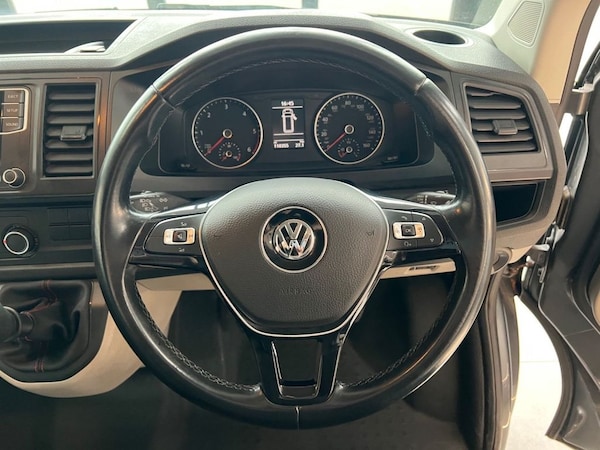 Used Volkswagen Transporter 2015 for sale - 76256354: Photo 47