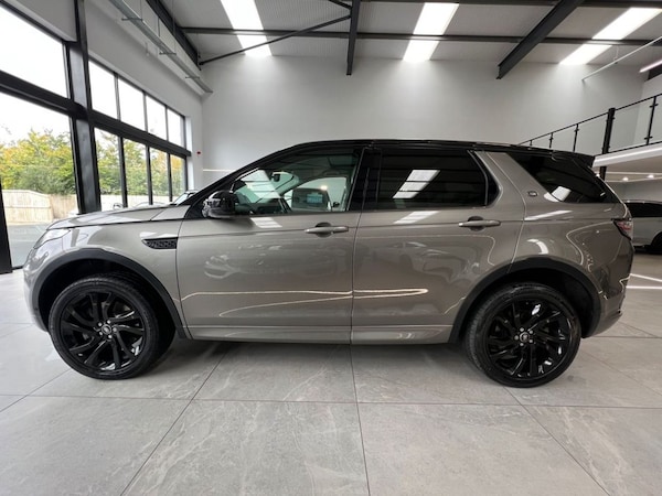 Used Land Rover Discovery Sport 2017 for sale - 75703439: Photo 10