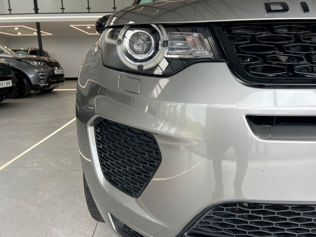 Used Land Rover Discovery Sport 2017 for sale - 75703439: Photo 14