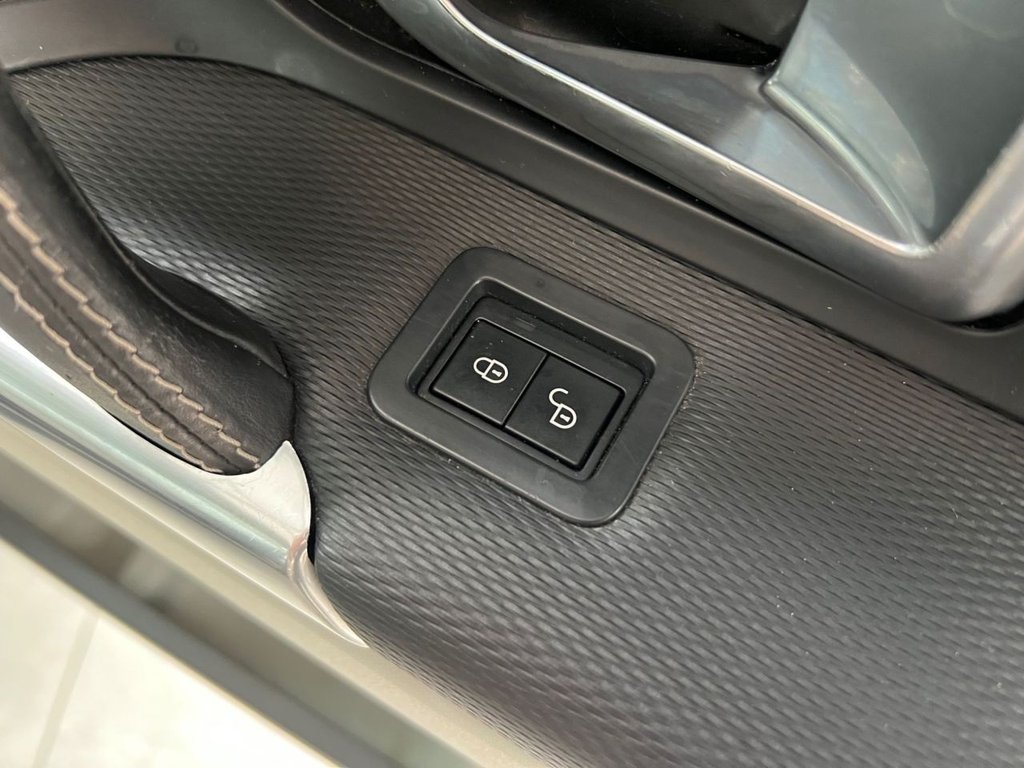 Used Land Rover Discovery Sport 2017 for sale - 75703439: Photo 29