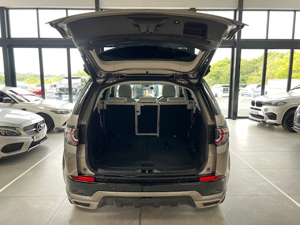 Used Land Rover Discovery Sport 2017 for sale - 75703439: Photo 5
