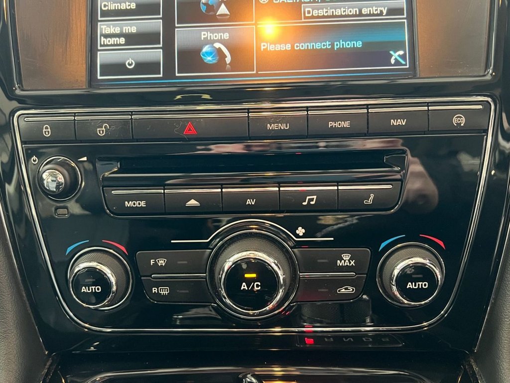 Used Jaguar XJ 2015 for sale - 77014192: Photo 35