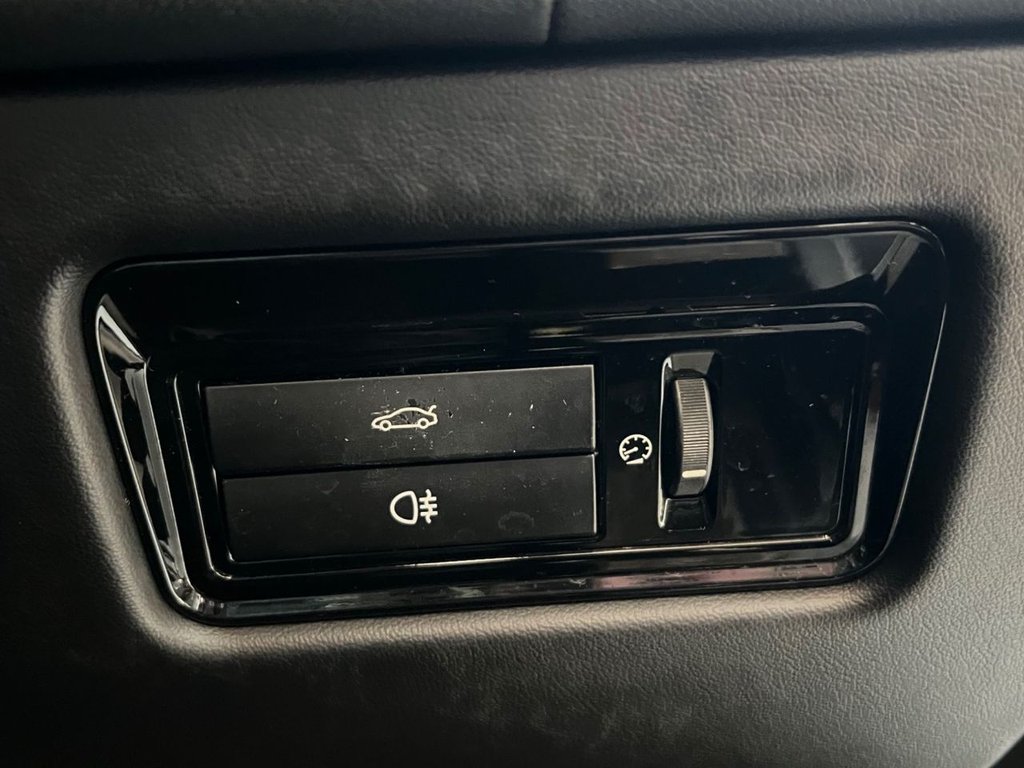 Used Jaguar XJ 2015 for sale - 77014192: Photo 40