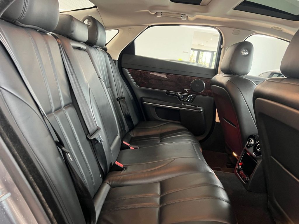 Used Jaguar XJ 2015 for sale - 77014192: Photo 49