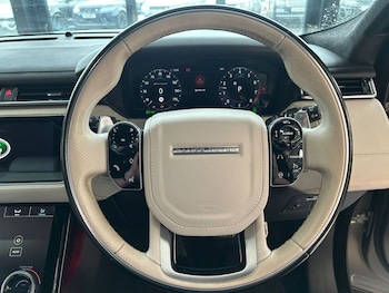 Used Land Rover Range Rover Velar 2018 for sale - 77685406: Photo