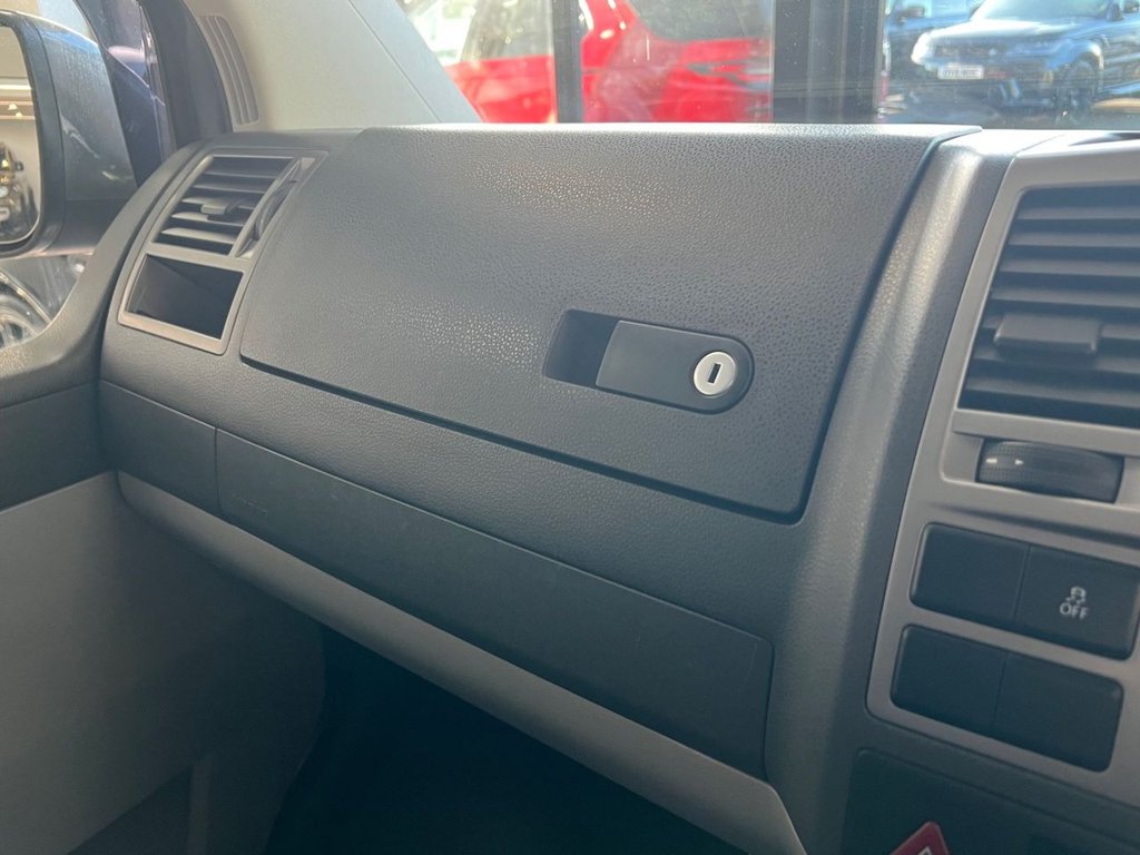 Used Volkswagen Transporter 2013 for sale - 77368877: Photo 40