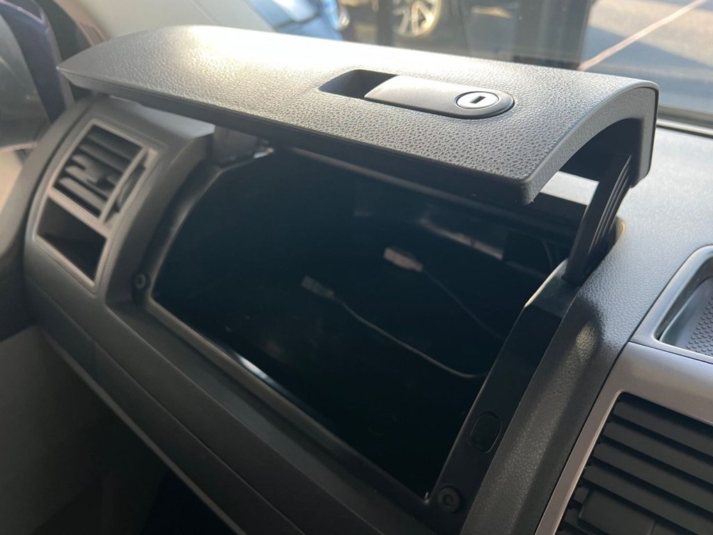 Used Volkswagen Transporter 2013 for sale - 77368877: Photo 41